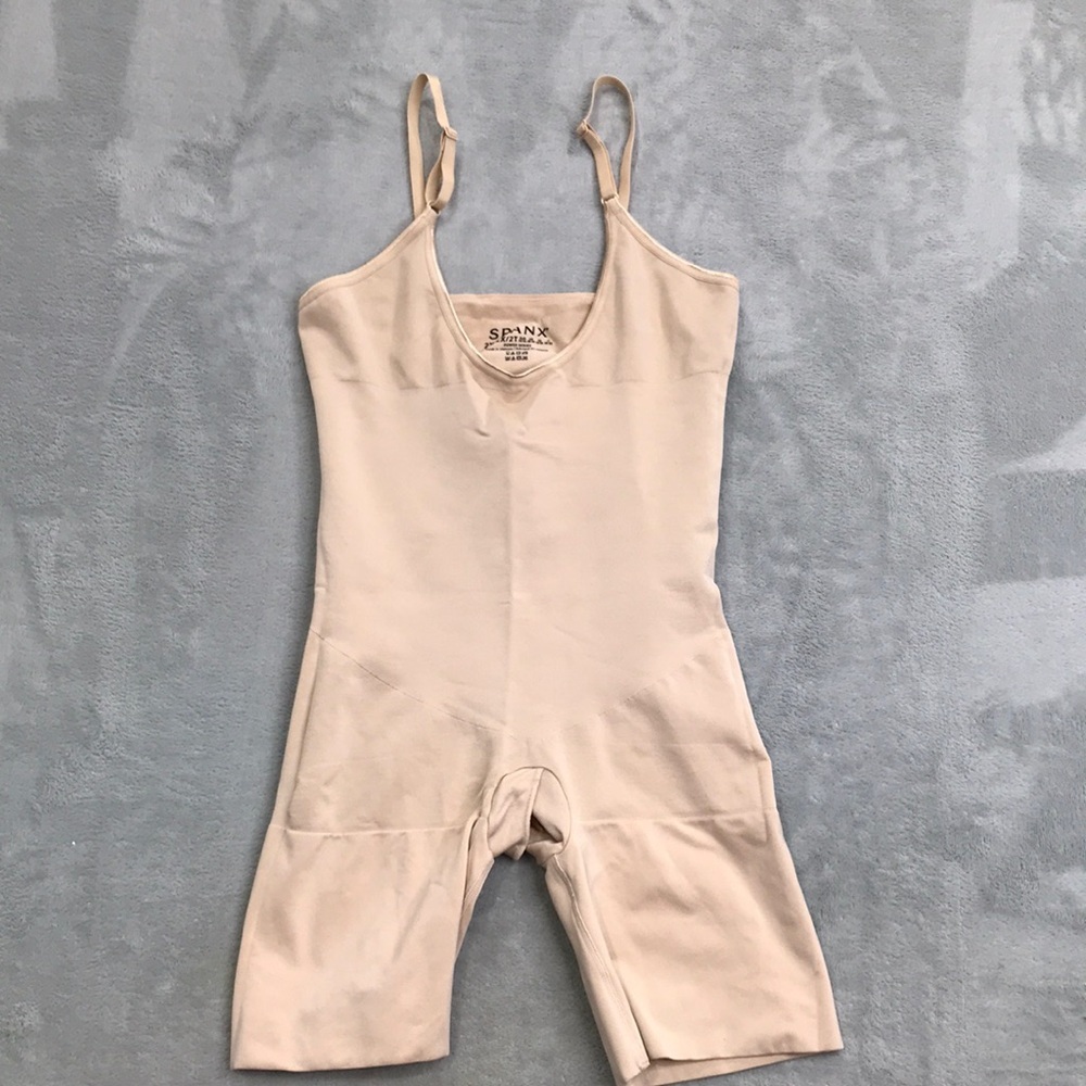 Spanx Invisible Mid Thigh Open Bust Body Suit Size 2X NWOT